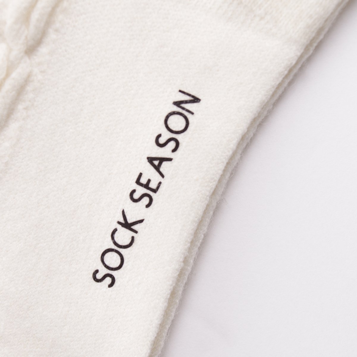 Bella Cable Knit Wool Crew Sock | White - Sock Season